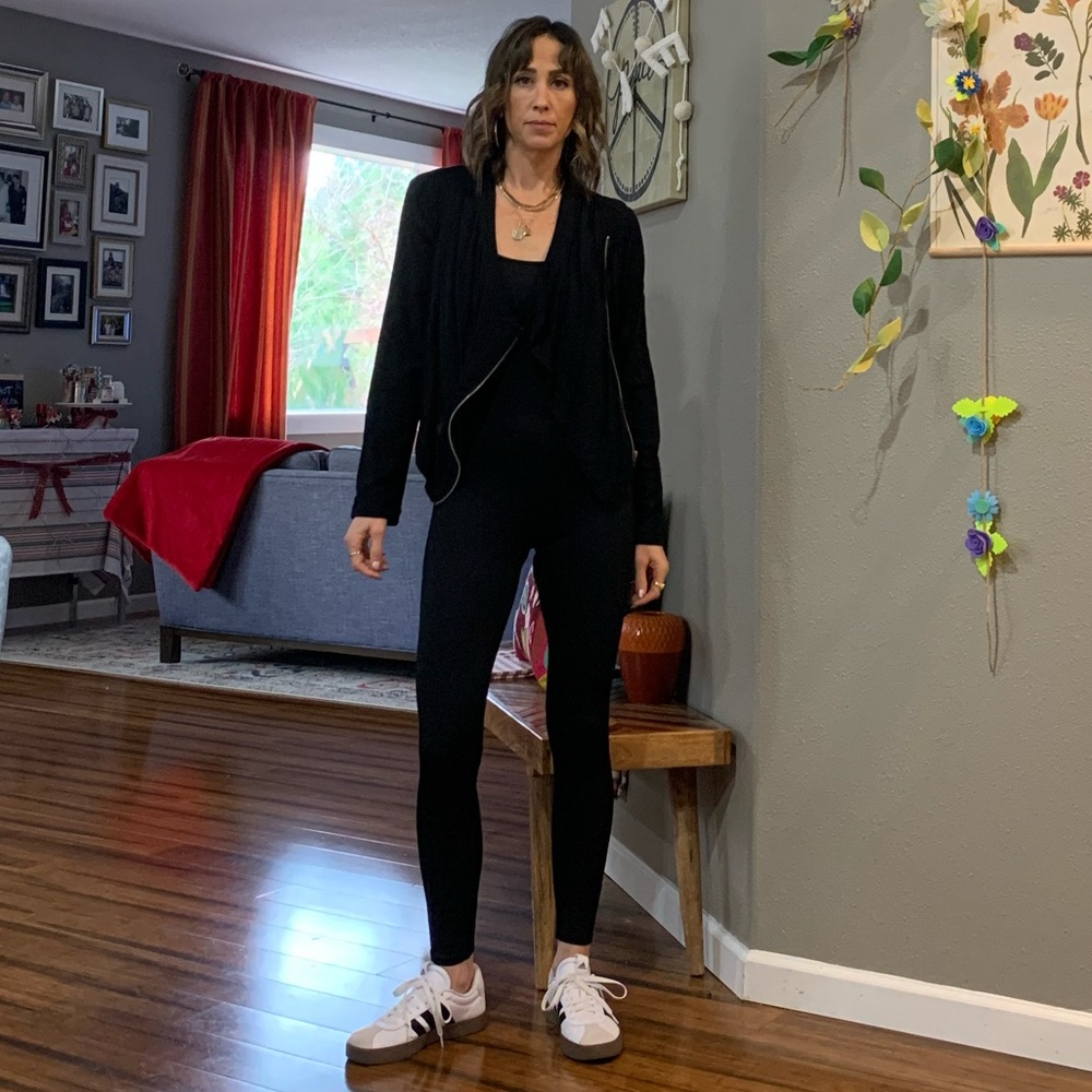 Lightweight jacket - Picture 2 of 6